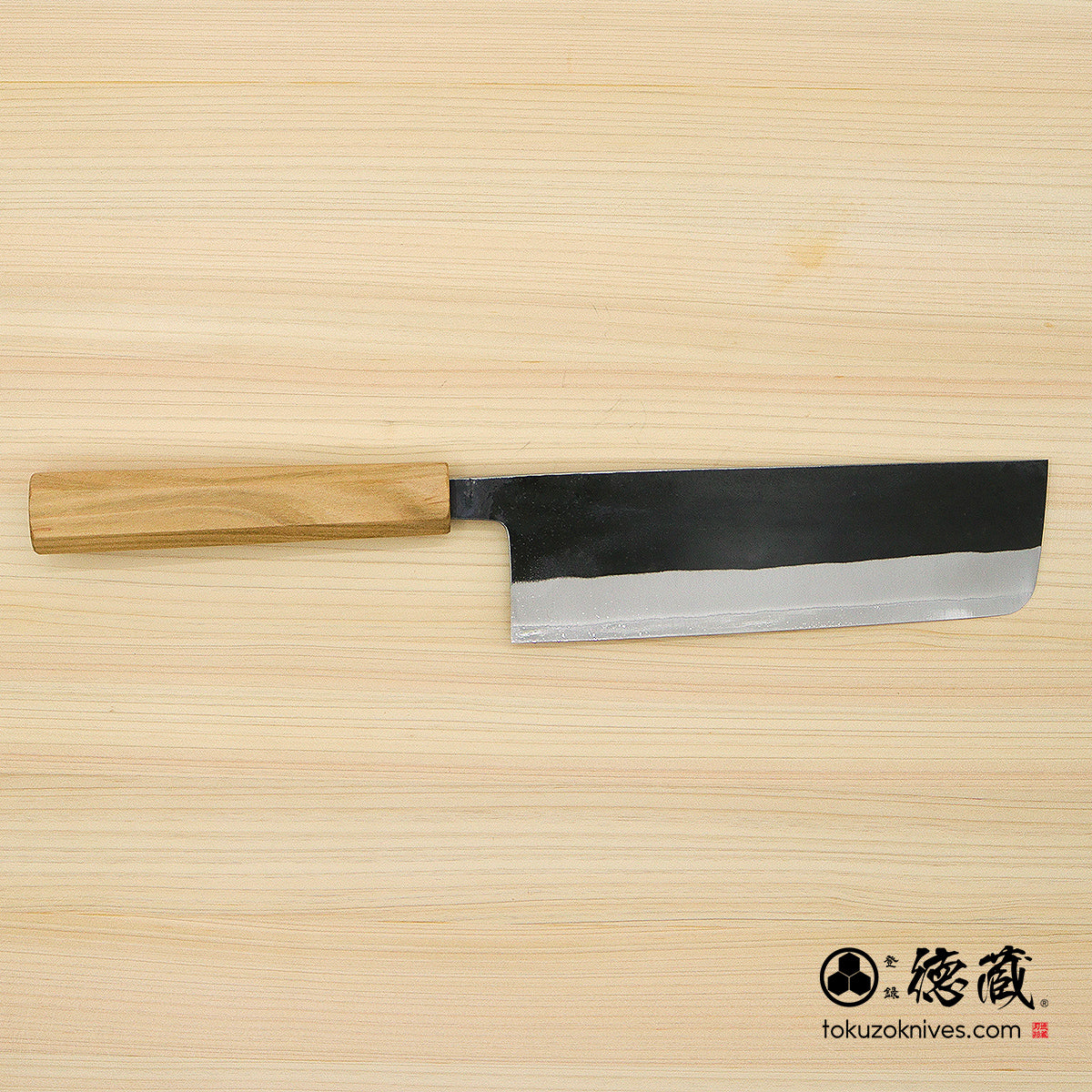 白二 黒肌仕上 菜切包丁 サクラ八角柄
