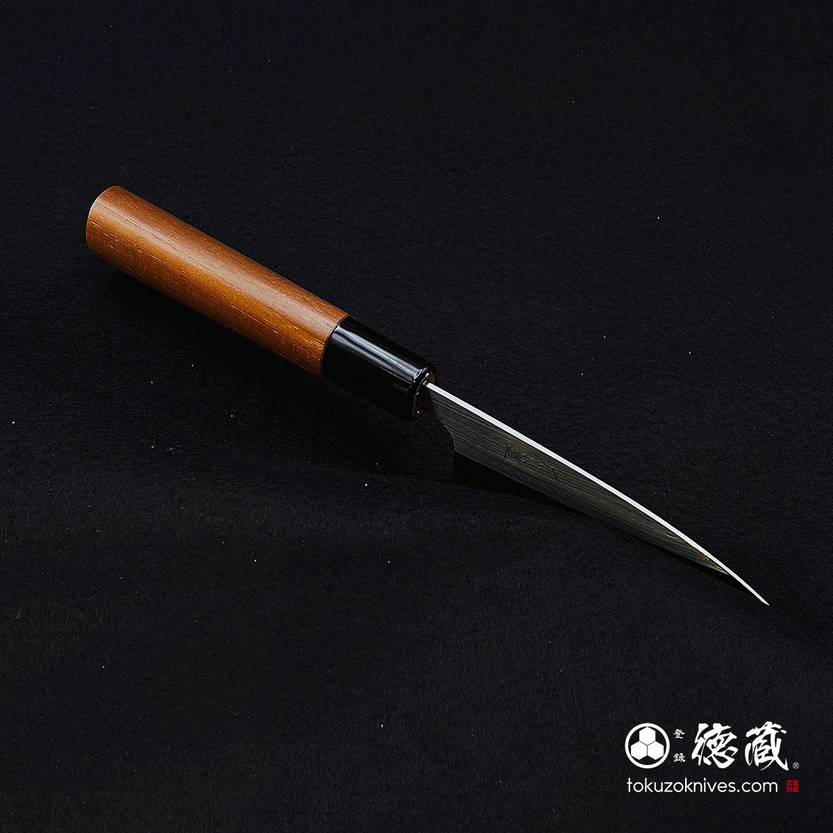 AUS8小刀胡桃木柄